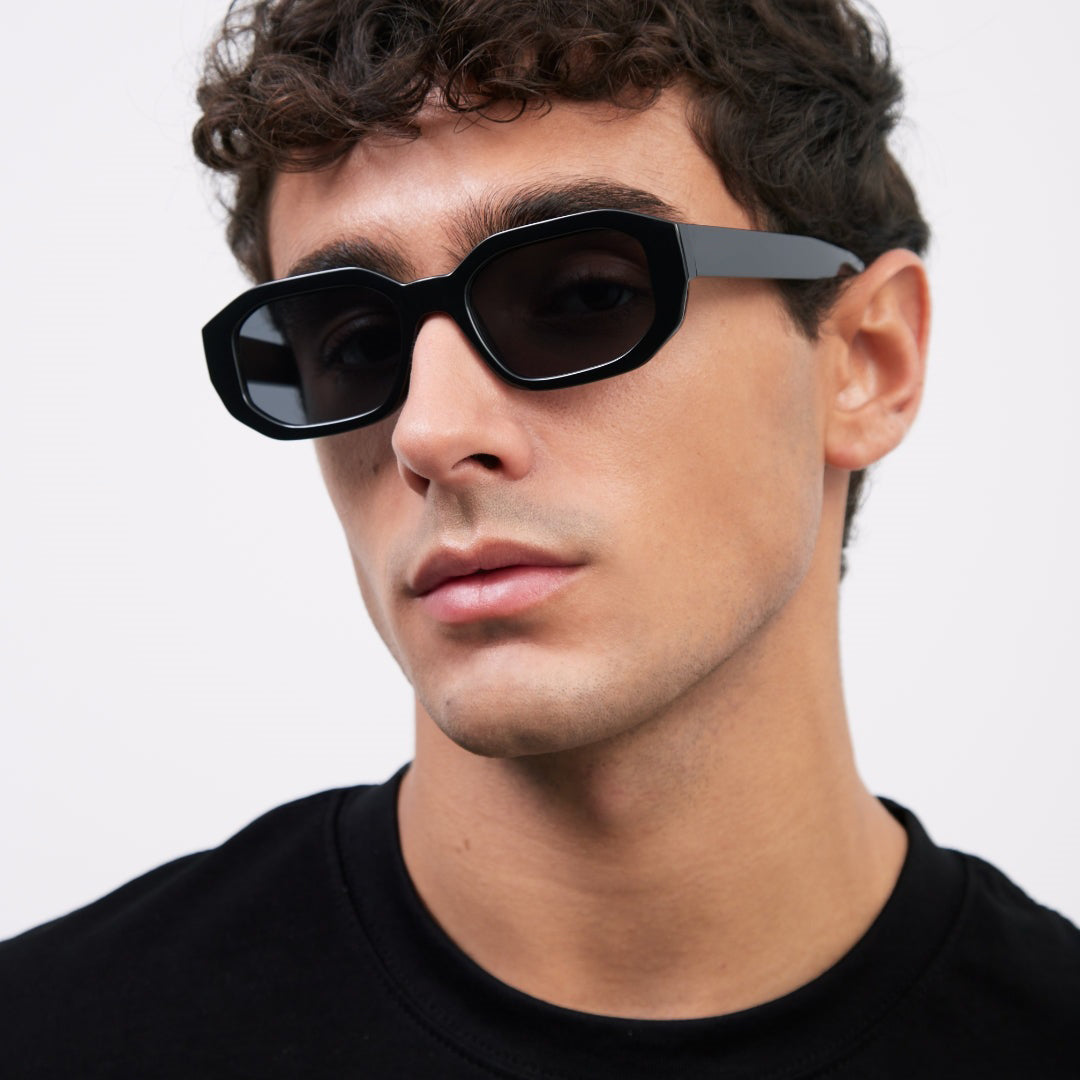 Luxurious Radiant Lux Sunglass- Black