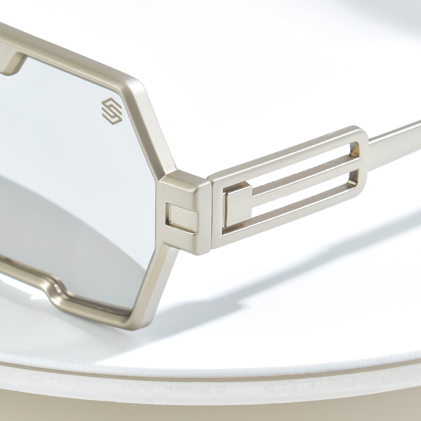 Vista Vue Shades Sunglasses- Silver