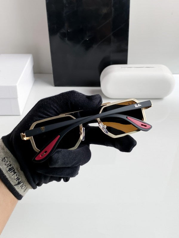 Luxurious DiamondView Sunglass