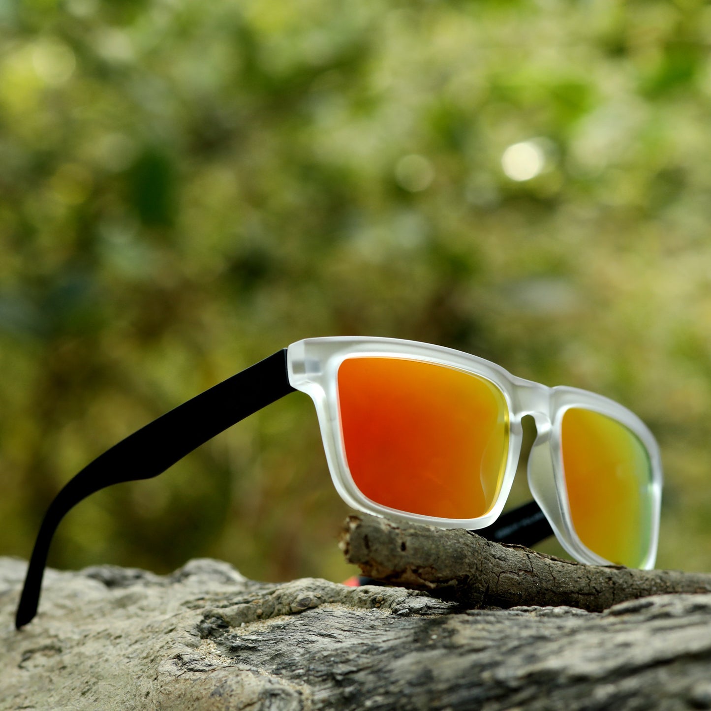 LuxuryGlint Vision Sunglass- Black/Orange