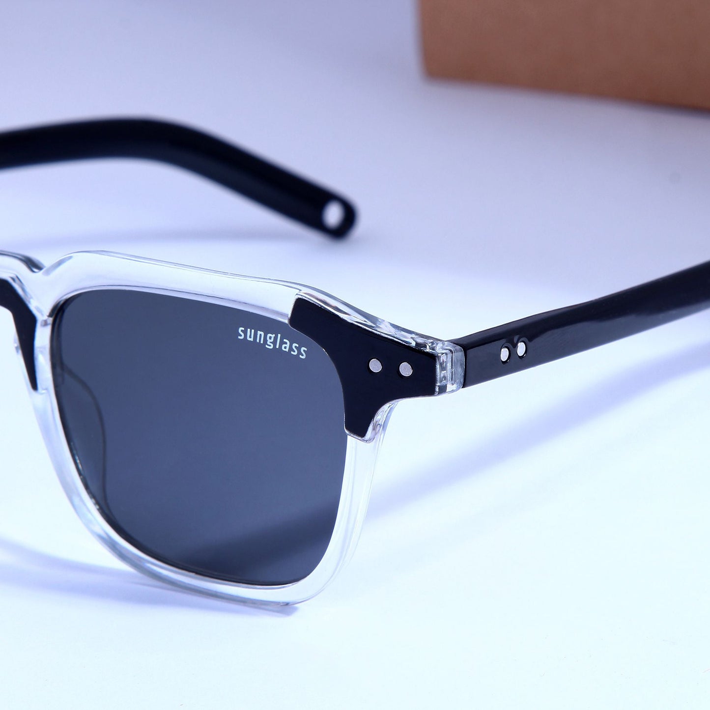 SolarVibe Sunglass- Brown/Black