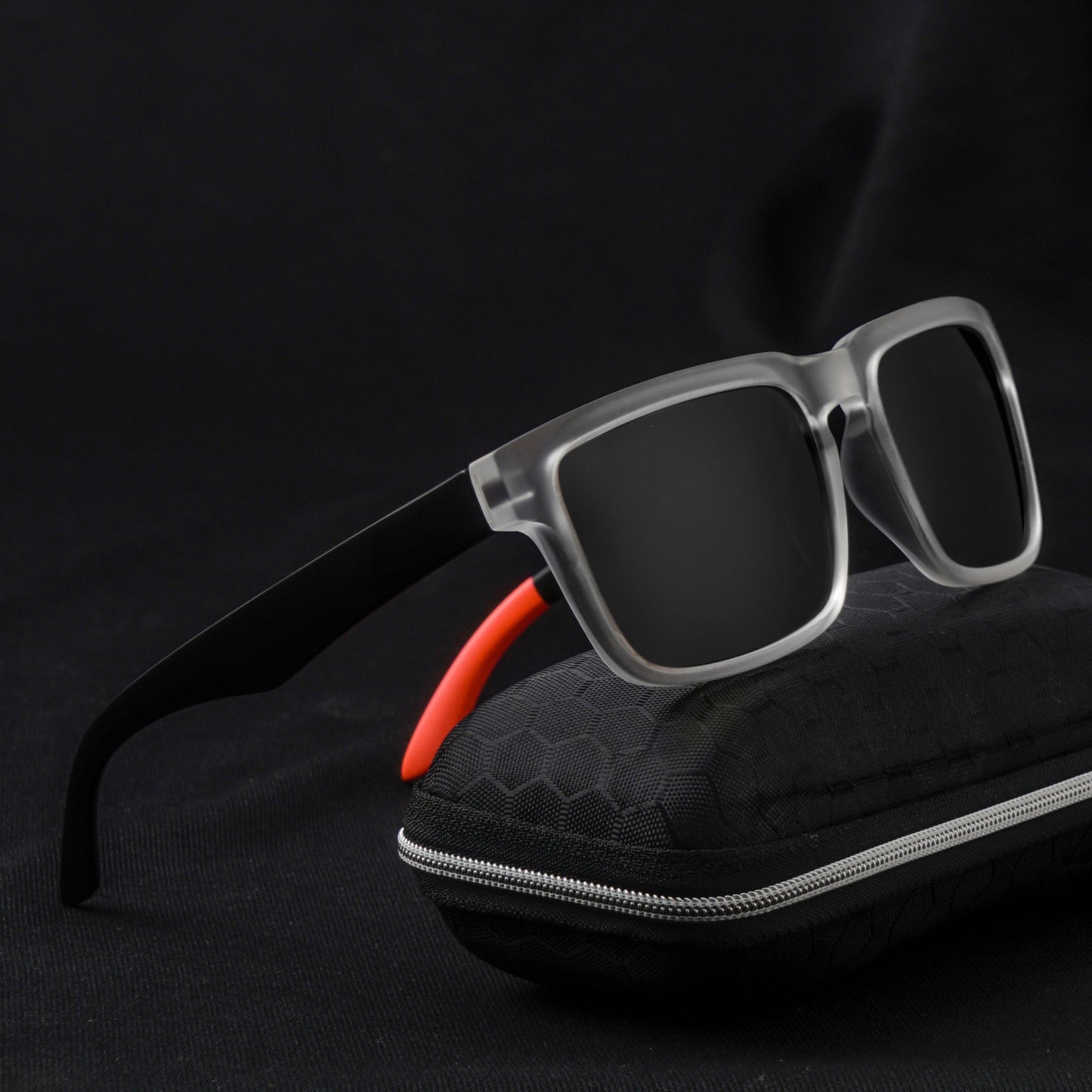 LuxuryGlint Vision Sunglass- Black/Orange