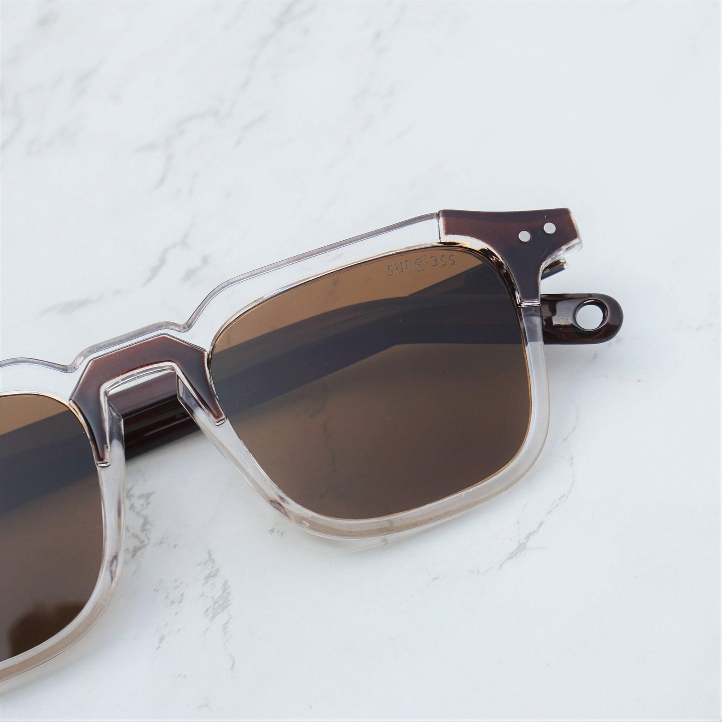 SolarVibe Sunglass- Brown/Black