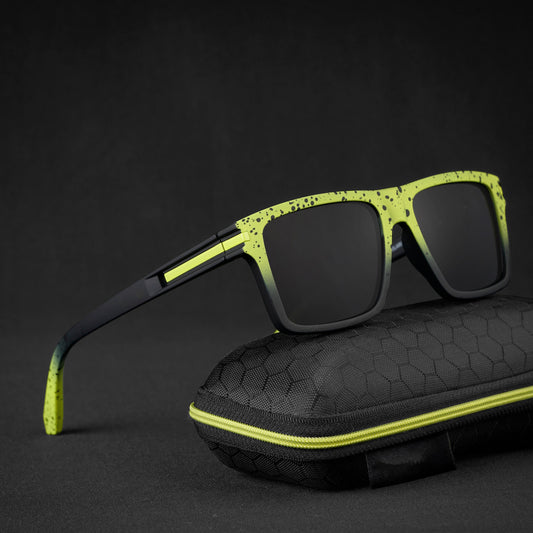 Luxurious GoldGleam Sunglass- Black
